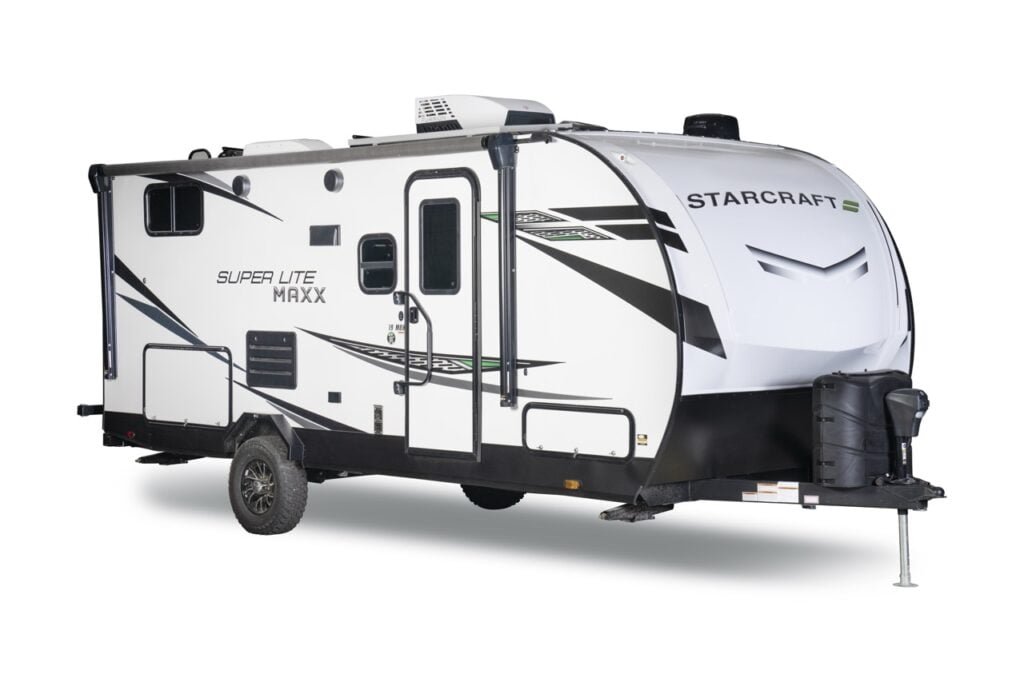 Starcraft Super Lite Maxx exterior. photo: Starcraft